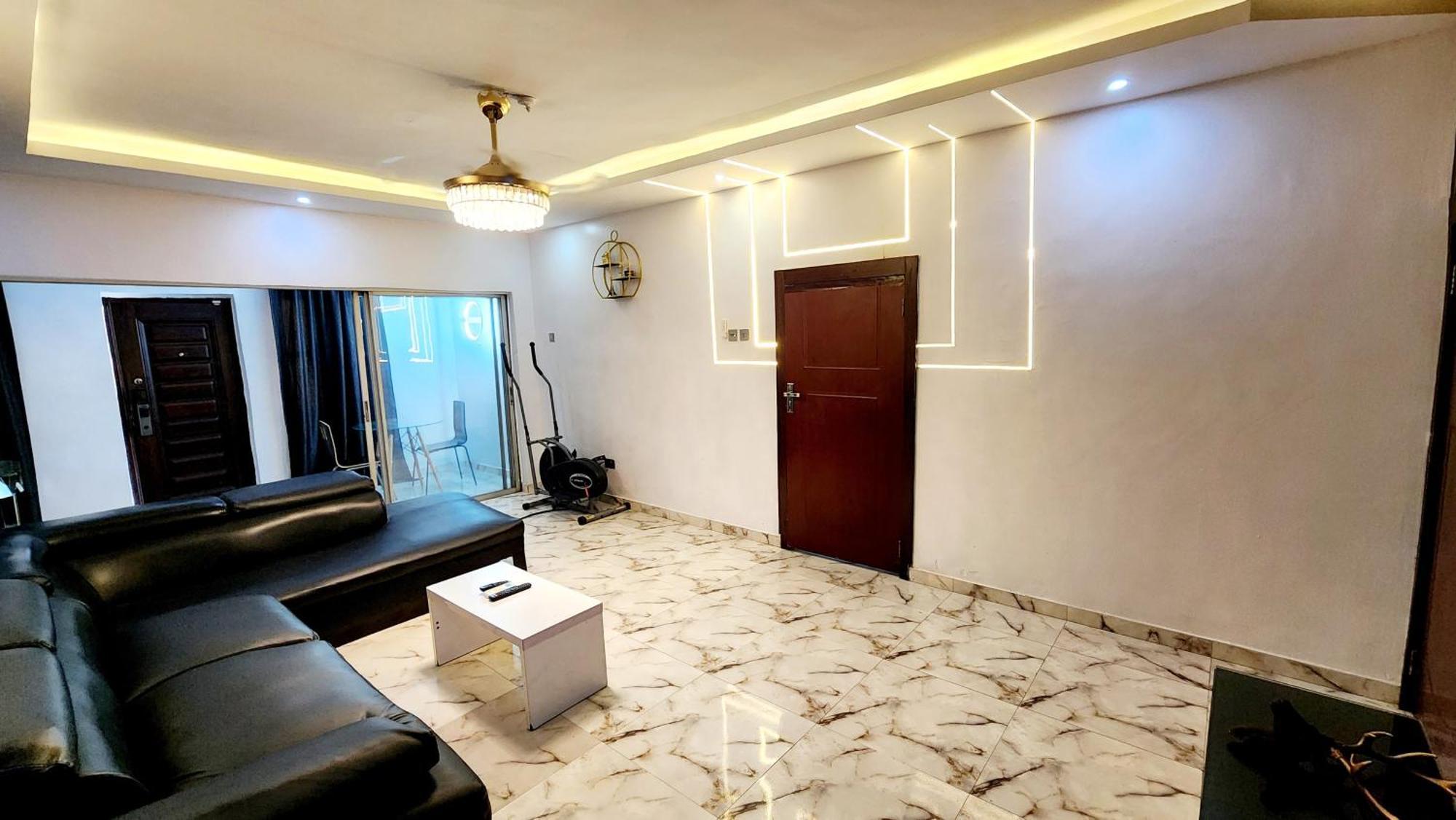 Cg Apartments Ikeja Exterior foto