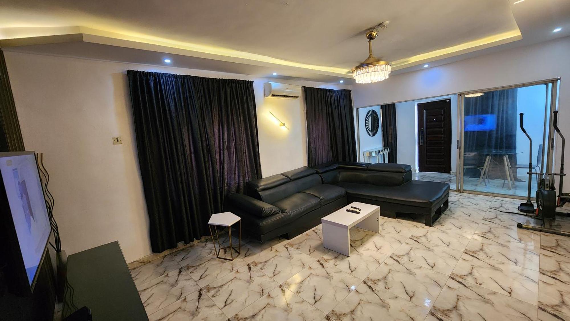 Cg Apartments Ikeja Exterior foto
