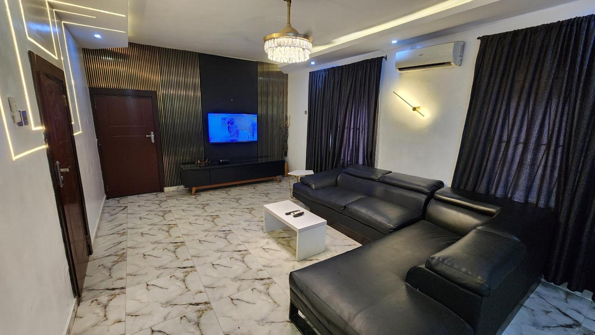 Cg Apartments Ikeja Exterior foto